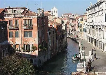 Bed and Breakfast 3749 Pontechiodo à Venise